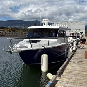 Comercial 9,6 <span class=keywords><strong>metros</strong></span> Offshore V casco soldado velocidad aluminio pesca vela barco yate <span class=keywords><strong>barcos</strong></span> <span class=keywords><strong>de</strong></span> lujo <span class=keywords><strong>con</strong></span> cabina para el océano - Product Image 2