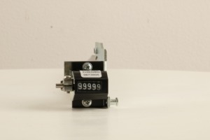 VD4 VCB เครื่องนับการทำงานแบบกลไก 6 หลัก พร้อมจอแสดงผล E-Ink รองรับไฟฟ้า 110/220V AC ได้รับการรับรองมาตรฐาน CE อายุการใช้งานข้อมูล 10 ปี สำหรับสวิตช์เกียร์ - Product Image 6