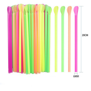 หลอดดูดน้ำพลาสติก PP สีสันสดใสแบบใช้แล้วทิ้ง ขนาด 6x200 มม. สำหรับเครื่องดื่ม เช่น มิลค์เชค สเลอช ไอศกรีม สมูทตี้ งานปาร์ตี้เด็ก หรืองานกิจกรรมต่างๆ - Product Image 4