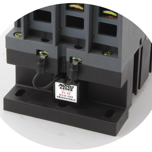 Supresor de Sobretensiones Delixi Fs-95 40kA Tipo T2 para Contactores de CA y Extintores de Arco - Product Image 1