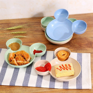 Ensemble de <span class=keywords><strong>vaisselle</strong></span> en silicone de qualité alimentaire pour enfants, comprenant des bols, des baguettes, des cuillères, design <span class=keywords><strong>Minnie</strong></span> <span class=keywords><strong>Mouse</strong></span>, pour enfants et tout-petits, avec boîte - Product Image 2
