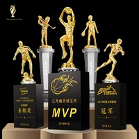 Trofeos de Baloncesto de Metal Electrochapado para MVP y Competiciones - Serie 5 de Estatuas Doradas con Grabado Personalizado para Ceremonias de Premiación Deportiva