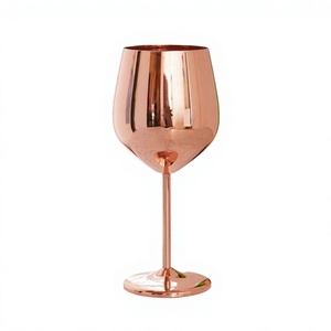 Verre à vin classique en cuivre avec pied en métal pour bar, fête, bière, cocktail, service de boissons - Product Image 1