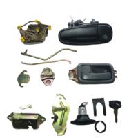 BORONG Ensemble de serrure de porte conducteur avant gauche avec clé pour pièces de bus Toyota Coaster 69050-36070
