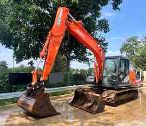 รถขุดมือสอง Hitachi ZX130 ZX130LCN ของแท้จากญี่ปุ่น ขนาด 13 ตัน ราคาถูก พร้อมใบรับรอง CE และหัวเจาะ - Product Image 2