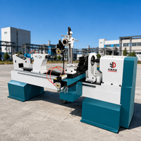 Tour à bois CNC multifonctionnel avec moteur 4 kW et logiciel AutoCAD pour la fabrication de rampes d'escalier et de pieds de meubles