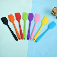 Vente en gros pas cher Chaud Petite Taille De Qualité Alimentaire Antiadhésif Meilleur Silicone Lick Mat Spatule Nettoyage de grattoir mangeoire pour animaux de compagnie