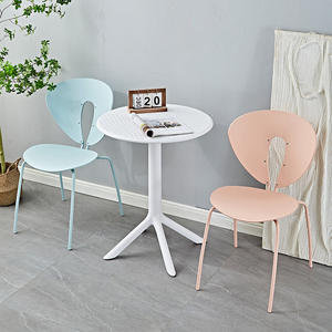 <span class=keywords><strong>Table</strong></span> ronde <span class=keywords><strong>petite</strong></span> en plastique noir et blanc, style nordique simple, pour restaurant, café, <span class=keywords><strong>balcon</strong></span> extérieur, réunion avec des invités - Product Image 4