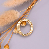 Anneaux en acier inoxydable 316l à double cercle vente en gros bague en acier au titane plaqué or 18 carats pvd bague pour femmes