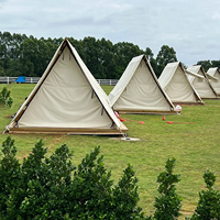Doppelschicht-Glamping zelt mit A-förmigem Segeltuch dach Rundes Holz skelett für Camping im Freien Wohnbett Dreieck für Camping