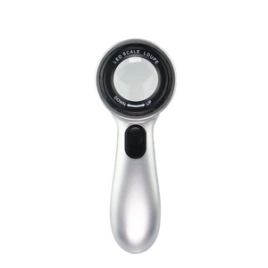 Lente d'<span class=keywords><strong>Ingrandimento</strong></span> 10x con Luce UV HD Alta Magnificazione con <span class=keywords><strong>Scala</strong></span> Ricaricabile Analizzatore della Pelle - Product Image 1
