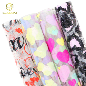 0,5 MM de espesor amor en forma de corazón patrón impreso brillo brillante PVC brillo gelatina tela de vinilo para lazos cartera bolsas - Product Image 5