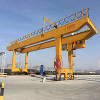 Grue portique conteneurisée sur rail 40t, boîte de vitesses motorisée, hauteur de levage 30m, portée 7,5-40m, voie fixe, fonctionnement fluide, pour manutention ferroviaire