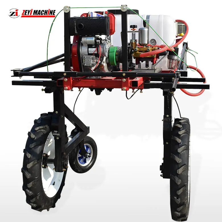Small self-propelled spraying machine with a capacity of 150L is sold in stock