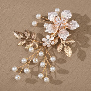 Accessoires de cheveux de <span class=keywords><strong>mariage</strong></span> pour l'Europe et l'Amérique, pinces à cheveux en métal à fleurs pour filles - Product Image 6