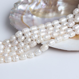 Perles de riz blanches naturelles d'eau douce de 8-9 mm en gros pour la fabrication de bracelets et de colliers avec des perles dispersées - Product Image 5