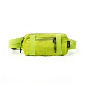 Sac banane tendance et décontracté pour couple, style sportif, sac à dos multifonctionnel pour bouteille d'eau, idéal pour les voyages en extérieur - Product Image 4