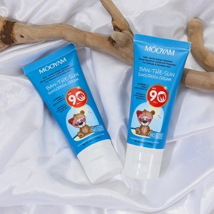 Crema solare naturale OEM per lozione crema solare sbiancante per il <span class=keywords><strong>viso</strong></span> all'ingrosso <span class=keywords><strong>SPF</strong></span> <span class=keywords><strong>50</strong></span> 70 90 protezione solare impermeabile antisudore - Product Image 5