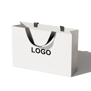 High Quality <strong>Large</strong> Shopping Packing <strong>Bags</strong> Wholesale 250 Gsm Art Kraft <strong>Paper</strong> <strong>Bag</strong> for Clothes Shoes Packing - Product Image 1