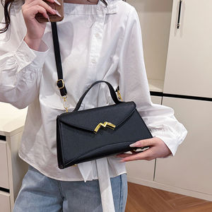 Bolso informal con cremallera hecho de cuero artificial, duradero y portátil. Maletín de Hombro. 2009 - Product Image 5