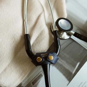 Étiquette personnalisée en cuir pour stéthoscope, 5,5x3x2cm, monogrammée pour médecins, infirmières, cadeaux d'hôpital, accessoire médical - Product Image 4