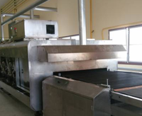 Ligne de production de friandises pour animaux de compagnie de haute qualité 300 kg, machine semi-automatique de fabrication d'aliments pour animaux de compagnie avec conception personnalisée