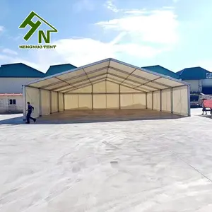 خيام السوق الصناعية المظلة بمساحة 20×40 مترًا تسع 1000 شخص على شكل حرف A خيمة للتخزين للمخازن