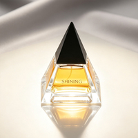 Neues Design Dreieckige 30ml 50ml 100ml Klare Leere Glas-Luxus-Parfümflasche mit Schwarzem Kunststoffdeckel und Pumpzerstäuber