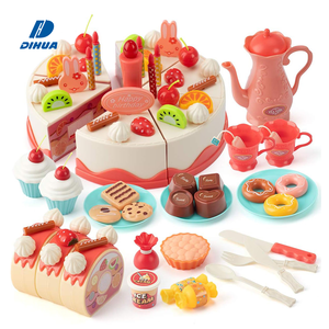 Juego de 83 Piezas de Juguetes de Comida de Plástico para Niños, para Cortar y Decorar, Juguete de Cocina Preescolar, Juego de Comida de Imitación para Cumpleaños - Product Image 1