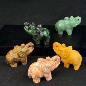 Vente en gros directe usine de sculptures en cristal : Éléphant sculpté en jade <span class=keywords><strong>jaune</strong></span> naturel, pierre précieuse pour la décoration intérieure - Product Image 2