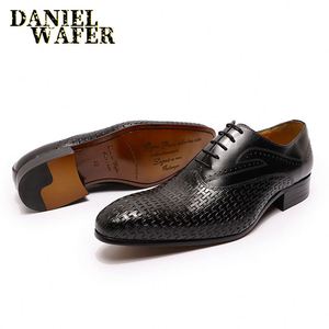 Chaussures habillées en cuir véritable Oxford à lacets 2021, teintes à la main, design élégant pour la carrière - Product Image 4