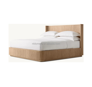 Lit à rayures verticales en chêne blanc à hauteur réglable fabriqué à la main - Product Image 6