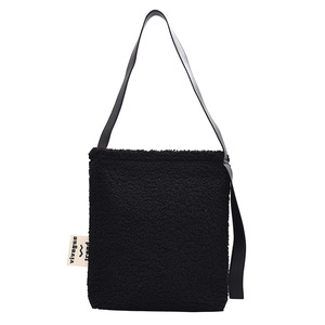 2020 nuevo estilo <span class=keywords><strong>coreano</strong></span> mujeres hombro bolso peluche Imitación Piel bolso de gran capacidad bolso de las señoras - Product Image 3