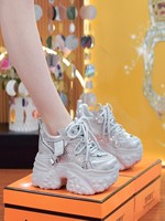 Chaussures pour femmes en gros, baskets à plateforme augmentant la taille de 8 cm, chaussures décontractées avec strass