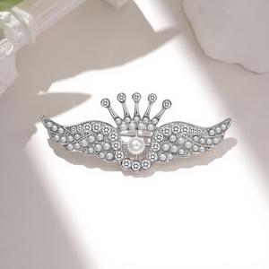 Broche Weiman simple et polyvalente en forme d'aile d'aigle avec perles et pompons, exquise et élégante, en zircon, pour fêtes d'enfants, en alliage plaqué - Product Image 2