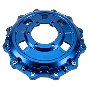 Service de traitement sur mesure par usinage CNC de pièces métalliques de précision pour couvercles de transmission latéraux de moto en aluminium Foactory - Product Image 1
