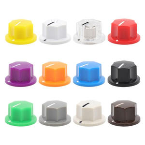 Op maat gemaakte CNC-gefreesde zwarte aluminium gitaarknoppen met vlakke bovenkant - 6 mm schacht, vervanging voor potentiometer - Product Image 3