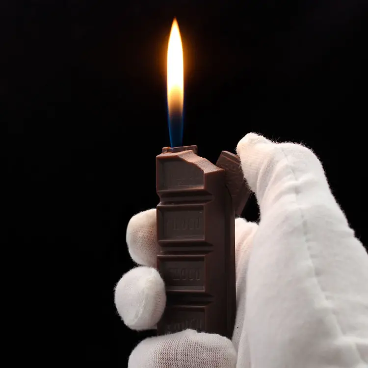 Vente en gros de briquet gonflable en plastique métal à feu ouvert allume-cigare personnalité chocolat cigarette