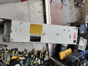 Convertisseur de fréquence ACS800-104-0175-3 175A 3 phases 380-500V PLC - Product Image 5