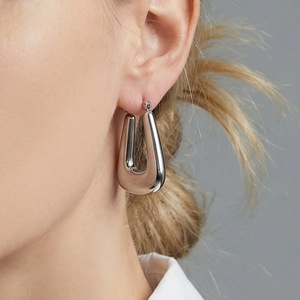 Pendientes Colgantes en Forma de U de Acero Inoxidable, Pendientes de Aro Geométricos Vintage en Oro para <span class=keywords><strong>Mujer</strong></span>, Joyería Única para Bodas, Fiestas y Uso Diario - Product Image 2