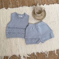 Ensemble de vêtements pour bébé fille, pull en coton uni à fleurs crocheté à la main, tendance automne, style doux (ensemble 3 pièces) 2026