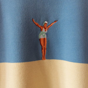 Camiseta de Buceo Tejida con Hilo de Textura Suave, Diseño de Bloques de Color, Gráfico de Buceador Bordado, Prenda de Punto Casual Premium para Verano - Product Image 5