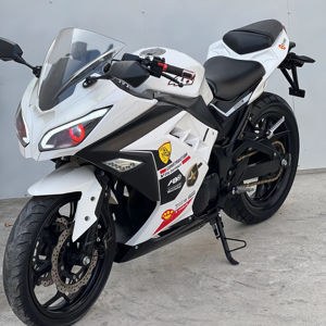 Moto sportive de rue Ninja 400 CC <span class=keywords><strong>bicylindre</strong></span> 4 temps, d'occasion, essence, démarrage électrique/à pied - Product Image 1