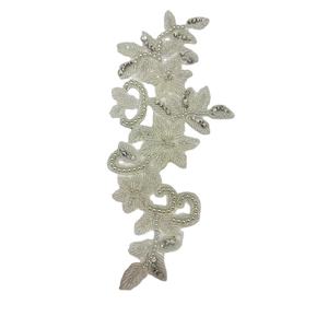 Appliques <span class=keywords><strong>de</strong></span> strass 3D exquises et brillantes populaires pour les robes <span class=keywords><strong>de</strong></span> mariée et les tenues <span class=keywords><strong>de</strong></span> <span class=keywords><strong>la</strong></span> <span class=keywords><strong>mère</strong></span> <span class=keywords><strong>de</strong></span> <span class=keywords><strong>la</strong></span> mariée - Product Image 1