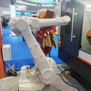 Bras robotisé collaboratif 6 axes haute précision HWINT en promotion pour le soudage MIG TIG, la fabrication et la manutention de tôles - Product Image 1