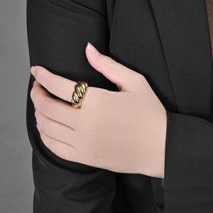 European American Style Titanium Steel <b>Ring</b> 18K Gold Plated Twisted Bread Design Luxury Women's <b>Ring</b> - Product Image 4