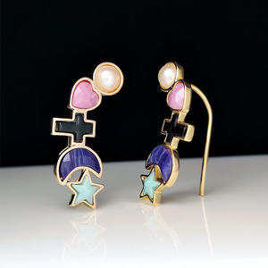 Orecchini a perno con croce, stella, luna e cuore, con dettagli colorati, stile retrò, accessori moda da donna - Product Image 2