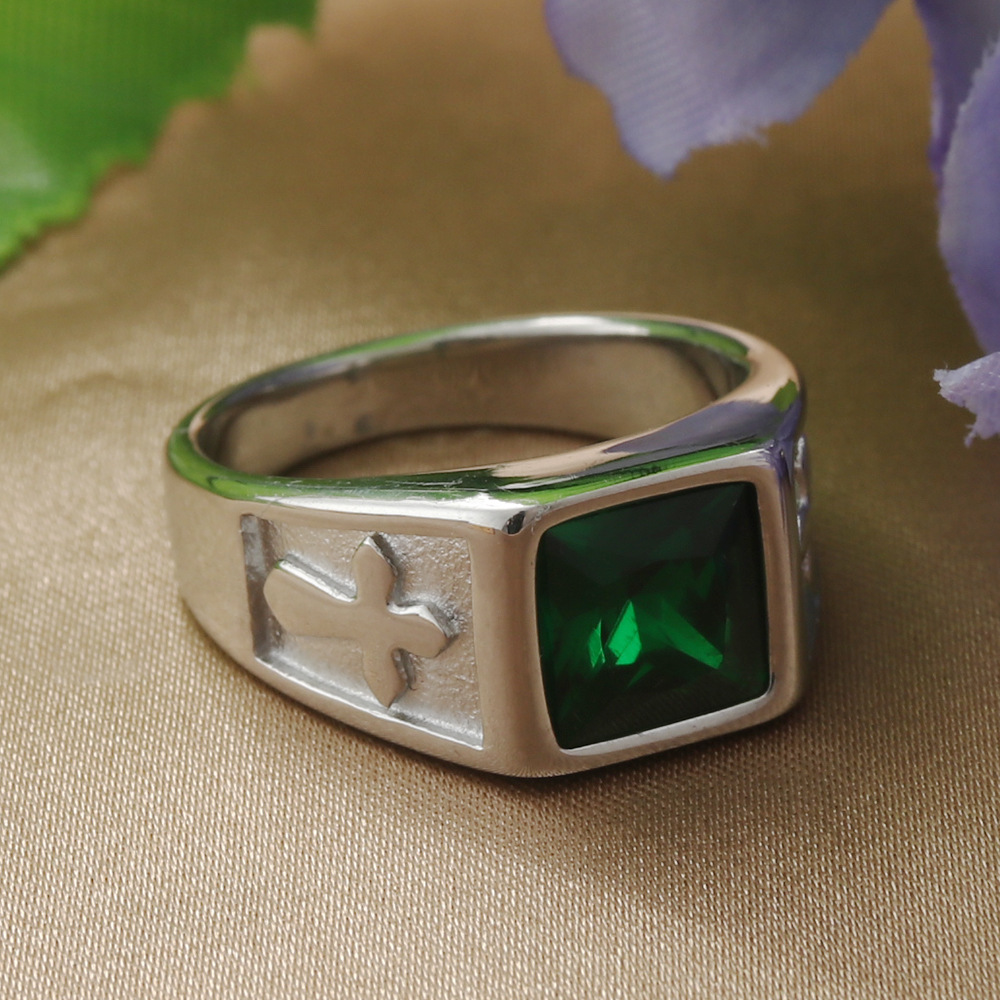 Steel-colored green stone
