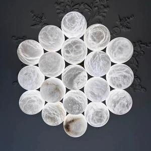 Lámpara de Araña Moderna Cloud Alabaster de 31 Bolas con Altura Ajustable para Sala de Estar Interior, Iluminación de Lujo con Burbujas de Mármol Español - Product Image 2