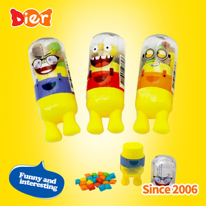 Candy grosir Custom Label pribadi plastik kuning karakter kartun berbentuk anak permen mainan Jar dengan Mini gelembung permen karet OEM - Product Image 4